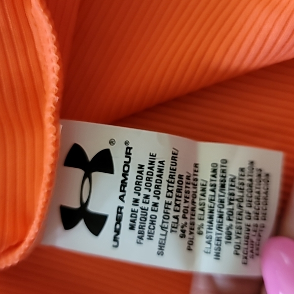 Under Armour Fitted Tank Top - SZ S - Picture 6 of 6